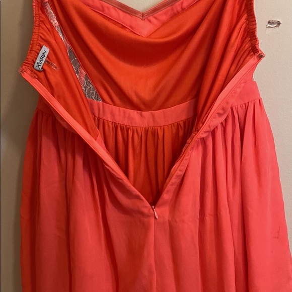 Dress - Picture 4 of 5